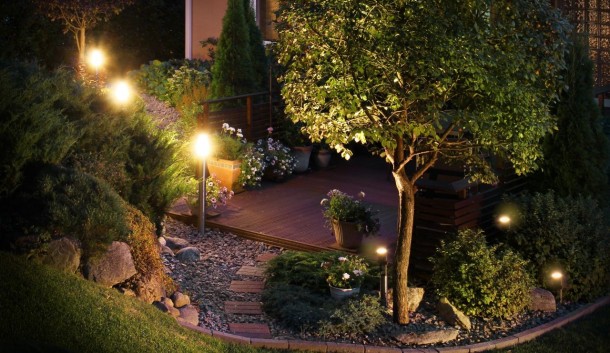 Come illuminare il giardino per renderlo perfetto: la guida