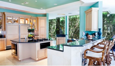 Arredare una cucina di una casa al mare: suggerimenti e idee